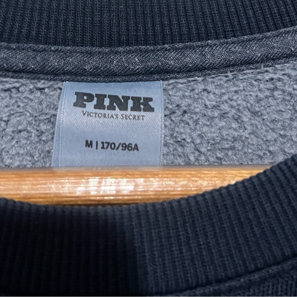 PINK Varsity Victoria's Secret Navy Blue Sweatshirt Size Medium Crew - Picture 5 of 6